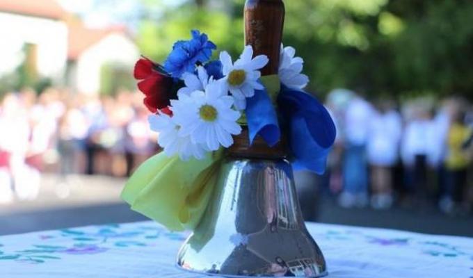 Привітання першого заступника голови райдержадміністрації з нагоди свята Першого дзвоника