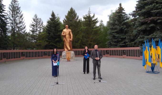 Сватівщина вшановує пам’ять загиблих у Другій світовій війні Сватівщина вшановує пам’ять загиблих у Другій світовій війні
