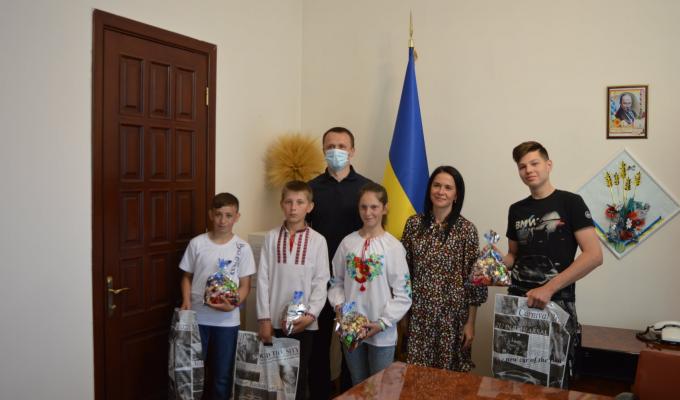 Напередодні Міжнародного дня захисту дітей Напередодні Міжнародного дня захисту дітей