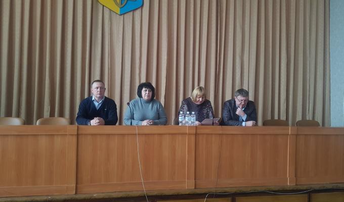Розглянуті питання життєдіяльності закладів освіти Розглянуті питання життєдіяльності закладів освіти