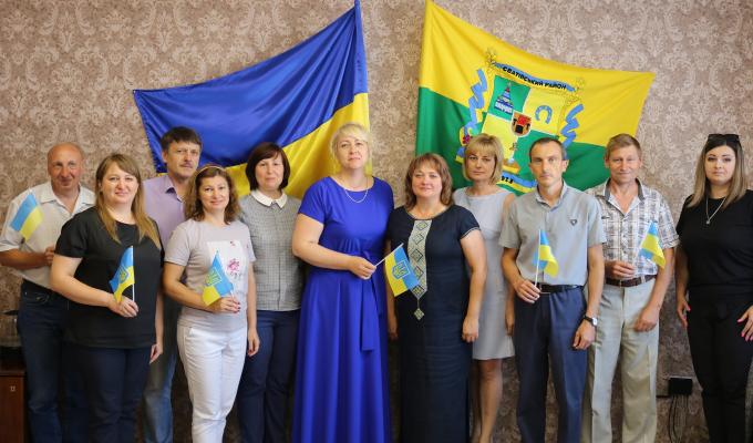 Вітаємо з Днем Державного Прапора України та Днем незалежності України Вітаємо з Днем Державного Прапора України та Днем незалежності України