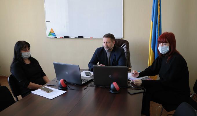 Сергій Гайдай розповів парламентарям, як Луганщина протидіє російській інформаційній агресії Сергій Гайдай розповів парламентарям, як Луганщина протидіє російській інформаційній агресії