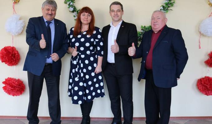 У Сватовому відбулася фан -зустріч з відомими українськими акторами У Сватовому відбулася фан -зустріч з відомими українськими акторами