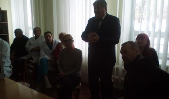 Керівництво району зустрілося з лікарями Сватівського РТМО Керівництво району зустрілося з лікарями Сватівського РТМО