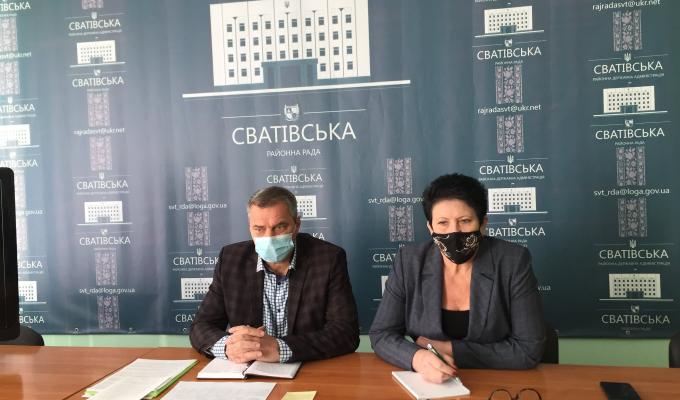 6 жовтня заступник голови райдержадміністрації Борис Руденко та голова районної ради Людмила Русанова взяли участь в апаратній нараді очільника області Сергія Гайдая 6 жовтня заступник голови райдержадміністрації Борис Руденко та голова районної ради Людмила Русанова взяли участь в апаратній нараді очільника області Сергія Гайдая
