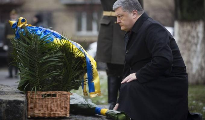 Президент вшанував память ліквідаторів аварії на ЧАЕС Президент вшанував память ліквідаторів аварії на ЧАЕС