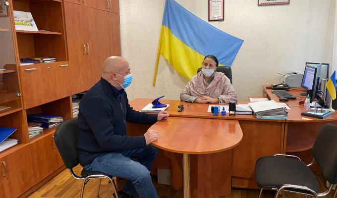 Голова райдержадміністрації Олег Сліпець відвідав сервісний центр Пенсійного фонду України, що функціонує у Сватовому Голова райдержадміністрації Олег Сліпець відвідав сервісний центр Пенсійного фонду України, що функціонує у Сватовому
