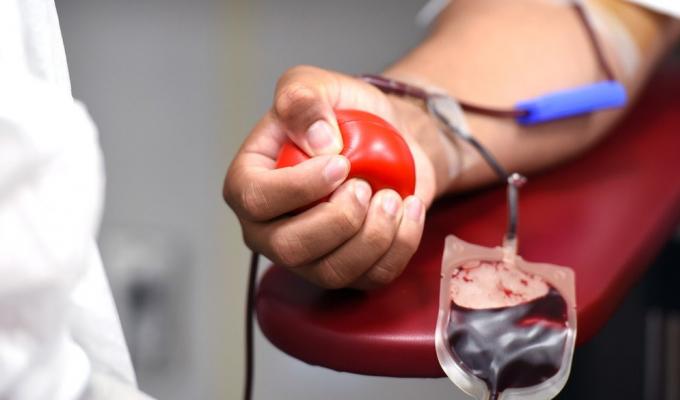 В Україні запрацює інформаційно-комунікаційна система єКров. В Україні запрацює інформаційно-комунікаційна система єКров.