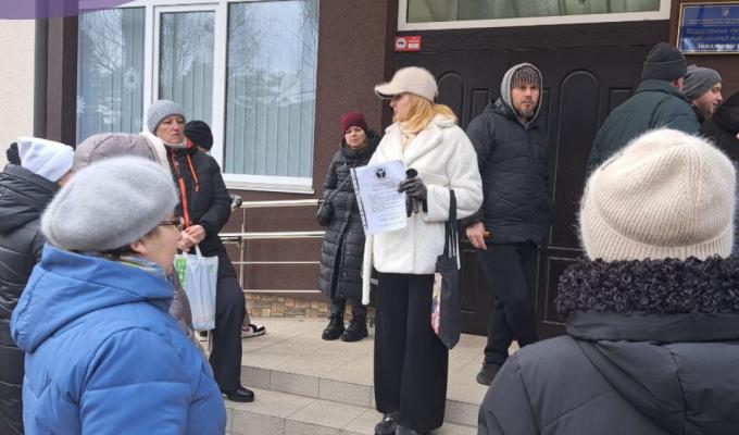Фахівці Луганської обласної служби зайнятості надають консультації у 15 гуманітарних хабах для внутрішньо переміщених осіб Фахівці Луганської обласної служби зайнятості надають консультації у 15 гуманітарних хабах для внутрішньо переміщених осіб