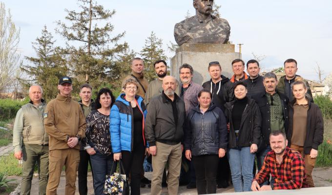 Робоча поїздка на деокуповані території Херсонської області Робоча поїздка на деокуповані території Херсонської області