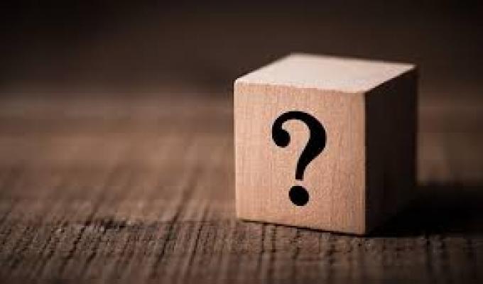 Які є відмінності між суспільно корисними та громадськими роботами? Які є відмінності між суспільно корисними та громадськими роботами?