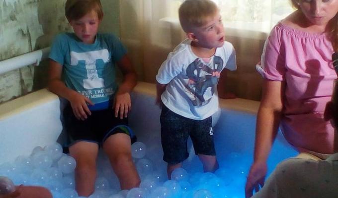 У Сватівському районі відкрилася сенсорна кімната У Сватівському районі відкрилася сенсорна кімната
