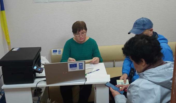 В гуманітарному хабі Нижньодуванської громади приймає адміністратор ЦНАПу Сєвєродонецької громади В гуманітарному хабі Нижньодуванської громади приймає адміністратор ЦНАПу Сєвєродонецької громади