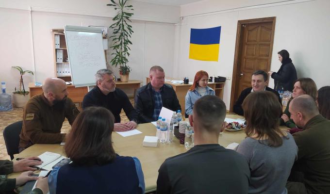 У Рівному відбулась зустріч з обміну досвідом між релокованими громадами Луганщини У Рівному відбулась зустріч з обміну досвідом між релокованими громадами Луганщини
