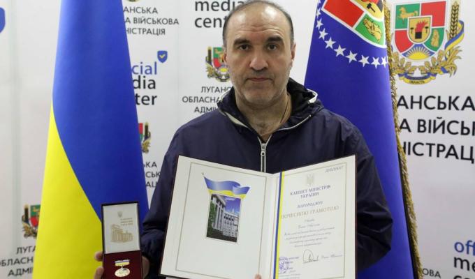 Нашому земляку вручили Почесну грамоту Кабінету Міністрів Нашому земляку вручили Почесну грамоту Кабінету Міністрів