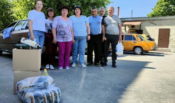 Переміщені мешканці з Коломийчиської сільської громади отримали пакунки державної продуктової гуманітарної допомоги Переміщені мешканці з Коломийчиської сільської громади отримали пакунки державної продуктової гуманітарної допомоги