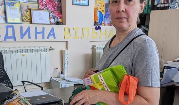 158 осіб ВПО з Луганщини отримали гуманітарну допомогу в гуманітарному хабі Сватівської МВА на минулому тижні 158 осіб ВПО з Луганщини отримали гуманітарну допомогу в гуманітарному хабі Сватівської МВА на минулому тижні