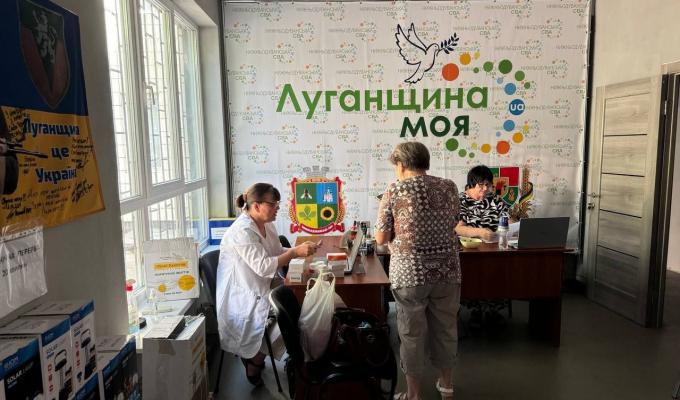 Протягом минулого тижня 253 родини ВПО з Луганщини отримали допомогу в Нижньодуванському гуманітарному хабі в м.Київ Протягом минулого тижня 253 родини ВПО з Луганщини отримали допомогу в Нижньодуванському гуманітарному хабі в м.Київ