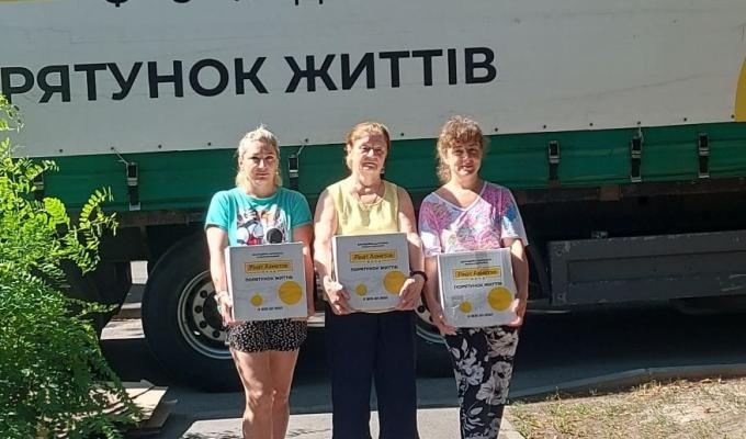 Протягом минулого тижня в Нижньодуванському гуманітарному хабі в м.Харків видали понад 400 пакунків продовольчої допомоги від благодійного фонду "Фонд Ріната Ахметова" Протягом минулого тижня в Нижньодуванському гуманітарному хабі в м.Харків видали понад 400 пакунків продовольчої допомоги від благодійного фонду "Фонд Ріната Ахметова"