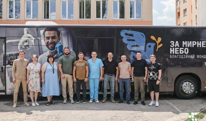 Співпрацюємо з благодійними організаціями задля допомоги ВПО - розпочато надання виїзної стоматологічної допомоги Співпрацюємо з благодійними організаціями задля допомоги ВПО - розпочато надання виїзної стоматологічної допомоги