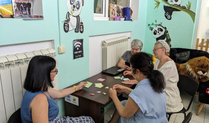 Уроки цифрової грамотності для ВПО 55+ проходять в Сватівському гуманітарному хабі Уроки цифрової грамотності для ВПО 55+ проходять в Сватівському гуманітарному хабі