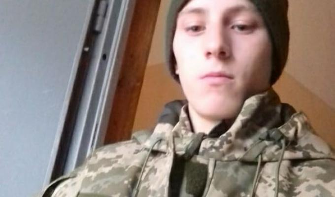 З сумом повідомляємо, що 25 вересня 2024 року, виконуючи бойове завдання загинув наш земляк, мешканець с. Містки Сватівської громади, Жиров Володимир Анатолійович З сумом повідомляємо, що 25 вересня 2024 року, виконуючи бойове завдання загинув наш земляк, мешканець с. Містки Сватівської громади, Жиров Володимир Анатолійович