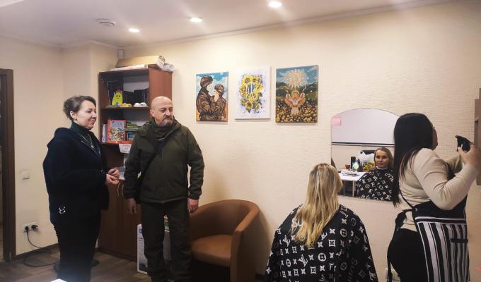 Олег Сліпець перевірив роботу гуманітарного хабу для луганських ВПО у м.Харків Олег Сліпець перевірив роботу гуманітарного хабу для луганських ВПО у м.Харків