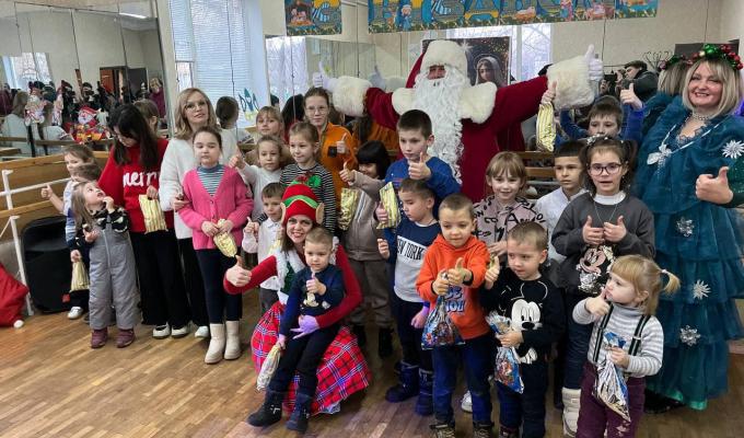 Святкова програма до Різдва: майстер-класи, конкурси та казкове шоу Святкова програма до Різдва: майстер-класи, конкурси та казкове шоу