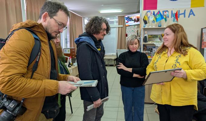 Координаційний центр допомоги ВПО у Броварах відвідали представники словацької преси Координаційний центр допомоги ВПО у Броварах відвідали представники словацької преси