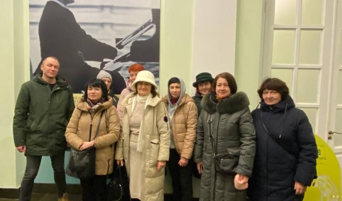 Мистецтво, що об’єднує: мешканці Білокуракинської громади долучилися до свята народної музики Мистецтво, що об’єднує: мешканці Білокуракинської громади долучилися до свята народної музики