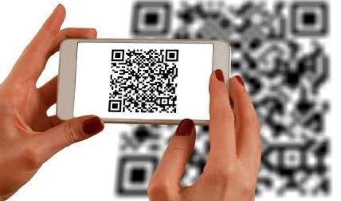 Фішингові QR-коди в громадських місцях: кіберполіція застерігає від шахраїв Фішингові QR-коди в громадських місцях: кіберполіція застерігає від шахраїв