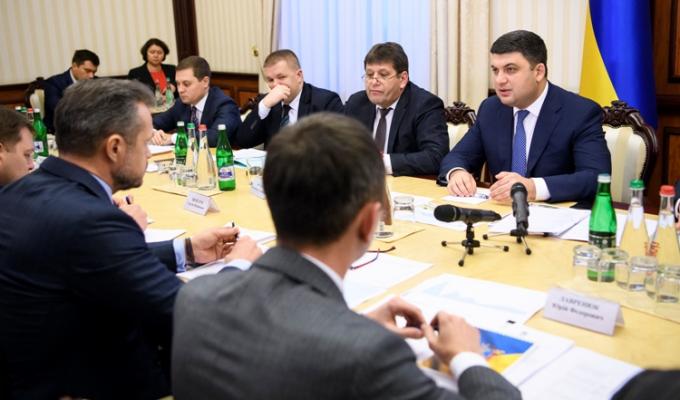 Глава Уряду доручив Мінінфраструктури та Укравтодору максимально швидко підготуватися до сезону дорожніх робіт