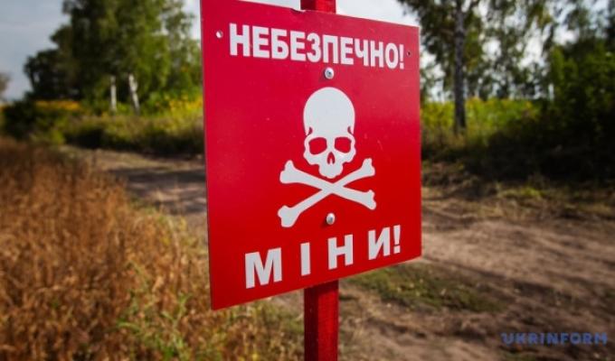 Особи, постраждалі від вибухонебезпечних предметів мають право на одноразову компенсацію за шкоду, заподіяну здоров’ю, та на щорічну допомогу на оздоровлення Особи, постраждалі від вибухонебезпечних предметів мають право на одноразову компенсацію за шкоду, заподіяну здоров’ю, та на щорічну допомогу на оздоровлення