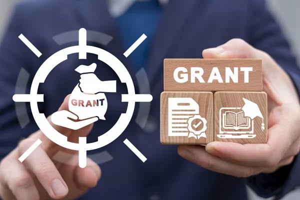 Сформовано інформацію про державні/регіональні програми, гранти від міжнародних партнерів та ініціативи, спрямовані на розвиток бізнесу, у тому числі ветеранського, актуальних у березні 2026 року
