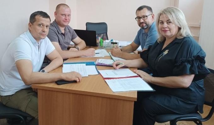 Обговорили шляхи повоєнного відновлення та можливості наповнення місцевих бюджетів громад Луганщини: відбулась робоча зустріч керівництва Білокуракинської селищної військової адміністрації з керівництвом податкової Луганщини Обговорили шляхи повоєнного відновлення та можливості наповнення місцевих бюджетів громад Луганщини: відбулась робоча зустріч керівництва Білокуракинської селищної військової адміністрації з керівництвом податкової Луганщини