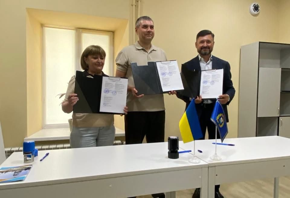 Співпраця громад заради підтримки людей, які були змушені залишити свої домівки через війну, набуває нових практичних результатів