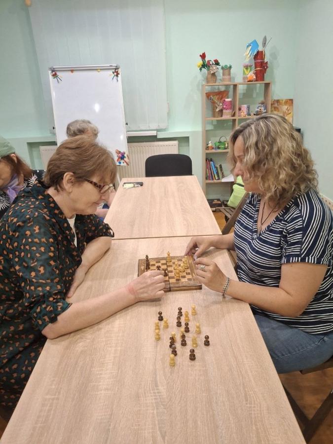 Шаховий турнір думок: у Нижньодуванському гуманітарному штабі відбулася інтелектуальна зустріч