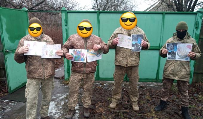 Діти та вчителі Куземівського ліцею підтримали українських військових на Куп’янщині Діти та вчителі Куземівського ліцею підтримали українських військових на Куп’янщині