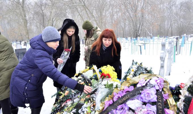 Вшанували пам’ять земляка Олександра Рибальченка Вшанували пам’ять земляка Олександра Рибальченка