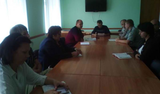 Чергове засідання спостережної комісії при Сватівській райдержадміністрації Чергове засідання спостережної комісії при Сватівській райдержадміністрації