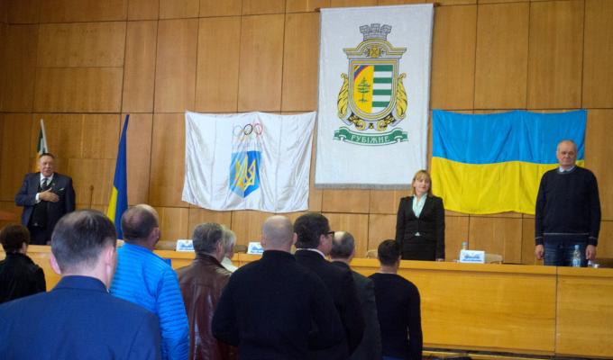 Питання фізичного виховання молоді Сватівщини Питання фізичного виховання молоді Сватівщини