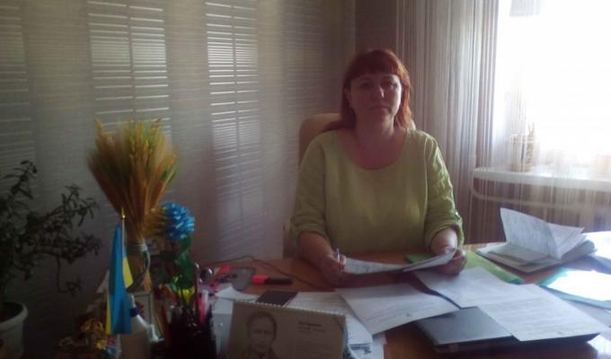 Заступник голови райдержадміністрації Лемешко Г.А. поздоровила Сватівчан з Днем міста Заступник голови райдержадміністрації Лемешко Г.А. поздоровила Сватівчан з Днем міста