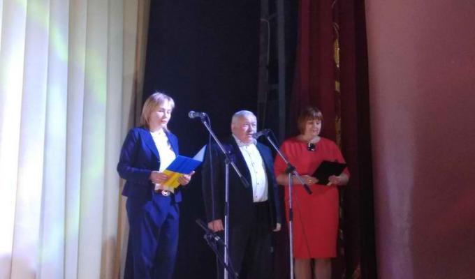 Освітяни району урочисто відзначили своє професійне свято Освітяни району урочисто відзначили своє професійне свято