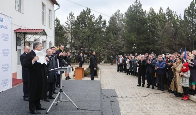Сільській медицині в Україні бути - Президент підписав Закон «Про підвищення доступності та якості медичного обслуговування у сільській місцевості» Сільській медицині в Україні бути - Президент підписав Закон «Про підвищення доступності та якості медичного обслуговування у сільській місцевості»