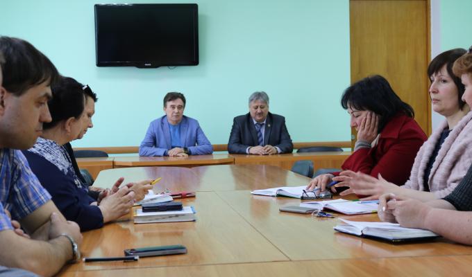 З народним депутатом обговорено найбільш актуальні питання району З народним депутатом обговорено найбільш актуальні питання району