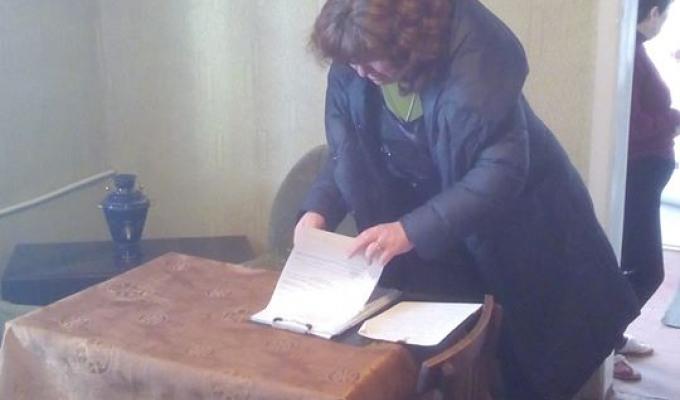 Члени інвентаризаційної комісії перевірили стан збереження будинків, які належать дітям-сиротам Члени інвентаризаційної комісії перевірили стан збереження будинків, які належать дітям-сиротам