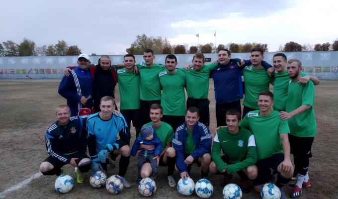 Підведено підсумки чемпіонату Луганської області з футболу Підведено підсумки чемпіонату Луганської області з футболу