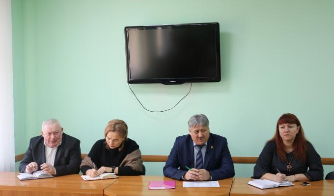 Апаратна нарада у голови райдержадміністрації