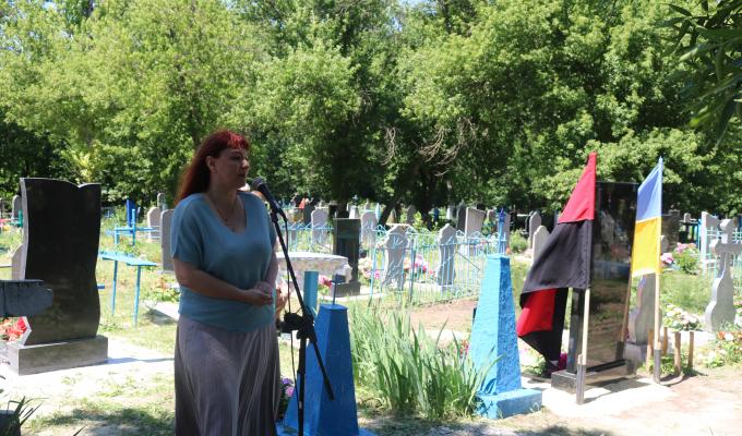 У Сватівському районі відкрили пам'ятник загиблому воїнові У Сватівському районі відкрили пам'ятник загиблому воїнові