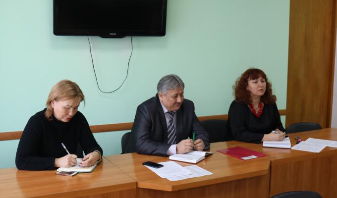 Новий робочий тиждень у райдержадміністрації розпочався  з розширеної апаратної наради